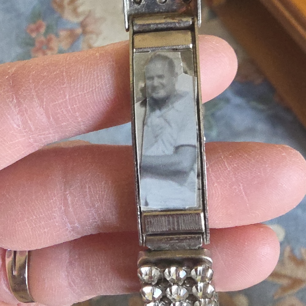 1950s Vintage rhinestone locket bracelet